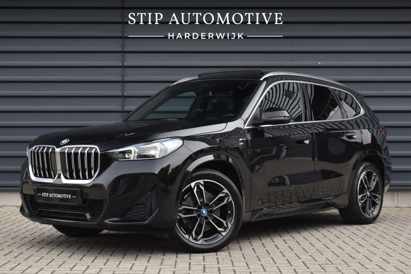 BMW X1 xDrive30e M Sport | Pano | Trekhaak | Harman/