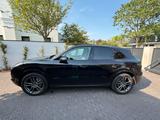 Porsche Cayenne - 1. Hand - unfallfrei - scheckheft   - gebrauchte Porsche Cayenne aus dem Jahr 2018