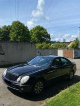 Mercedes-Benz Mercedes W211 E320 V6 Avantgarde - Mercedes-Benz E 320: W211