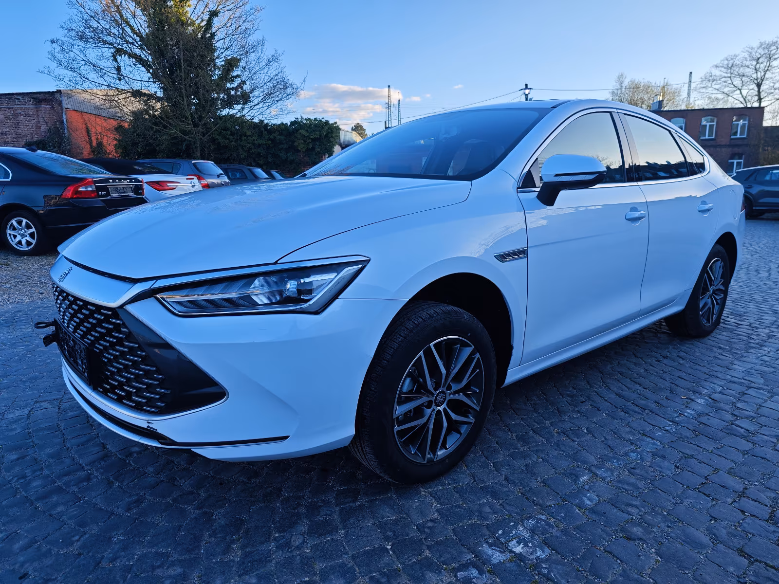 BYD Qin Plus 55 DMI Ersatzteilträger Ohne Motor/Getr