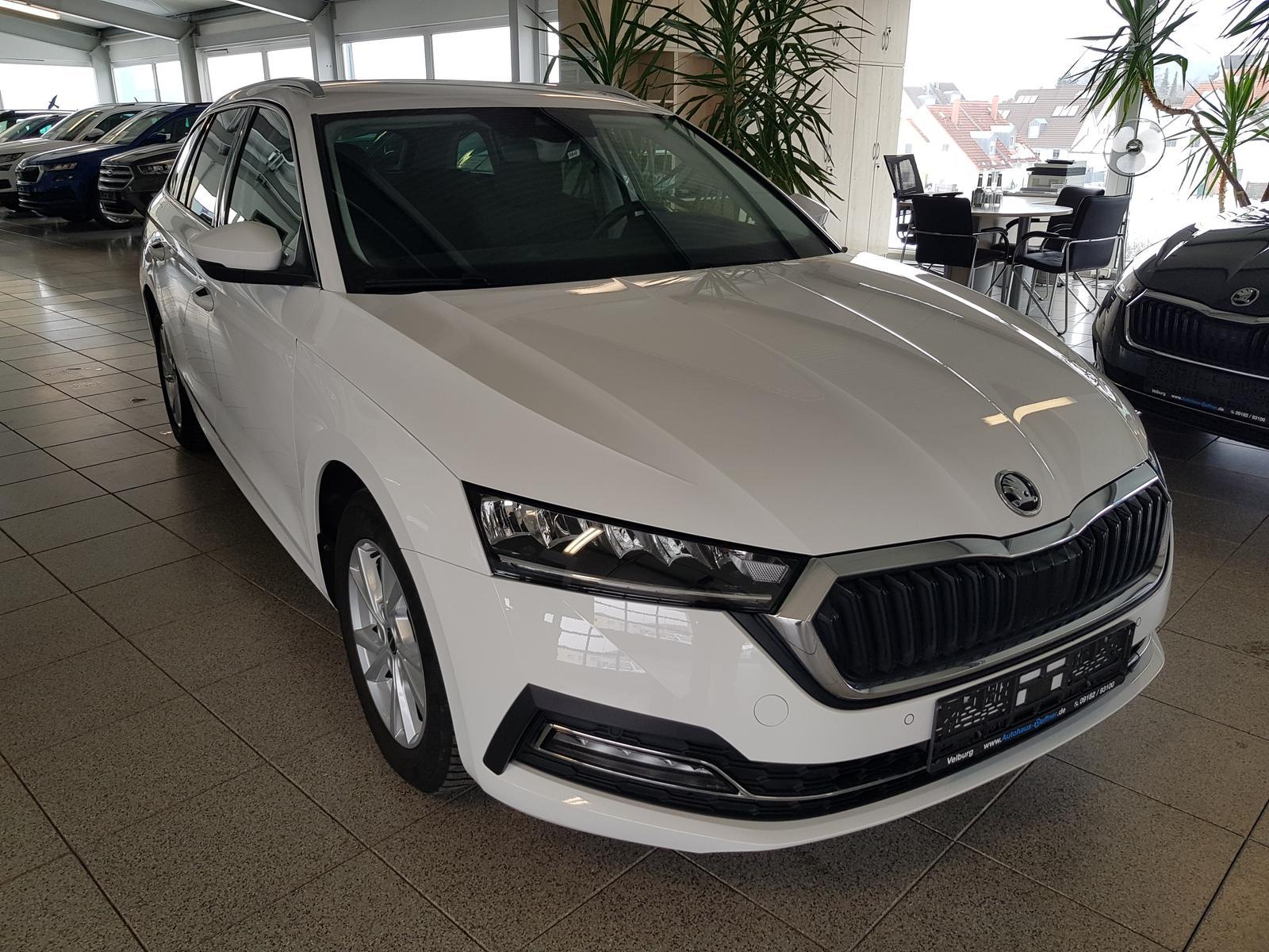 Skoda Octavia Combi 4 TDI STYLE 8-fach-Alu Navi PDC vo