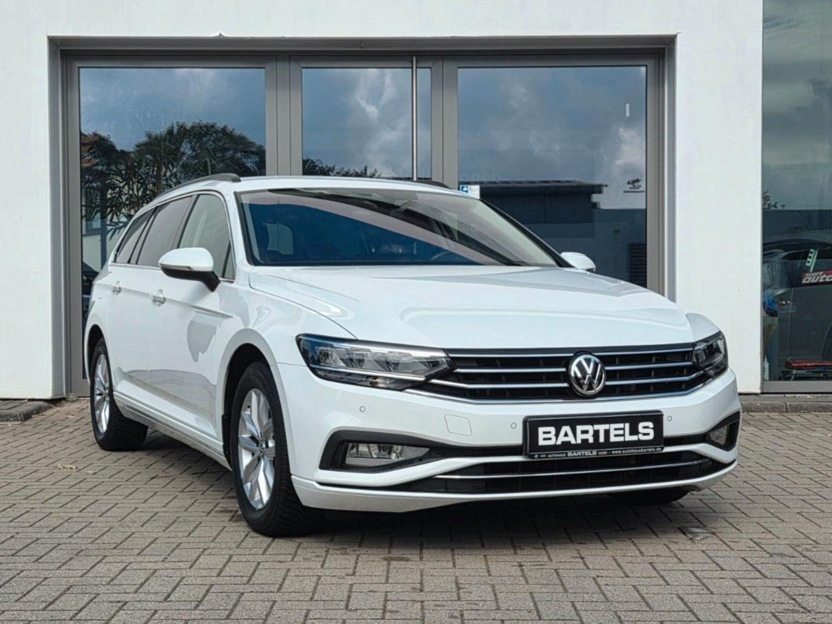 Volkswagen Passat Variant 1,5 TSI Business ACC/AHK/Kamera
