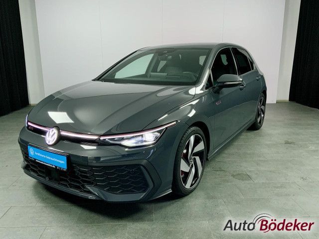 Volkswagen Golf GTI 2.0 TSI 195kW DSG b. 17.3.30 foto 2