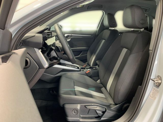 A3 Limousine 30 TFSI S TRONIC LED+NAV+AHK+KAMERA