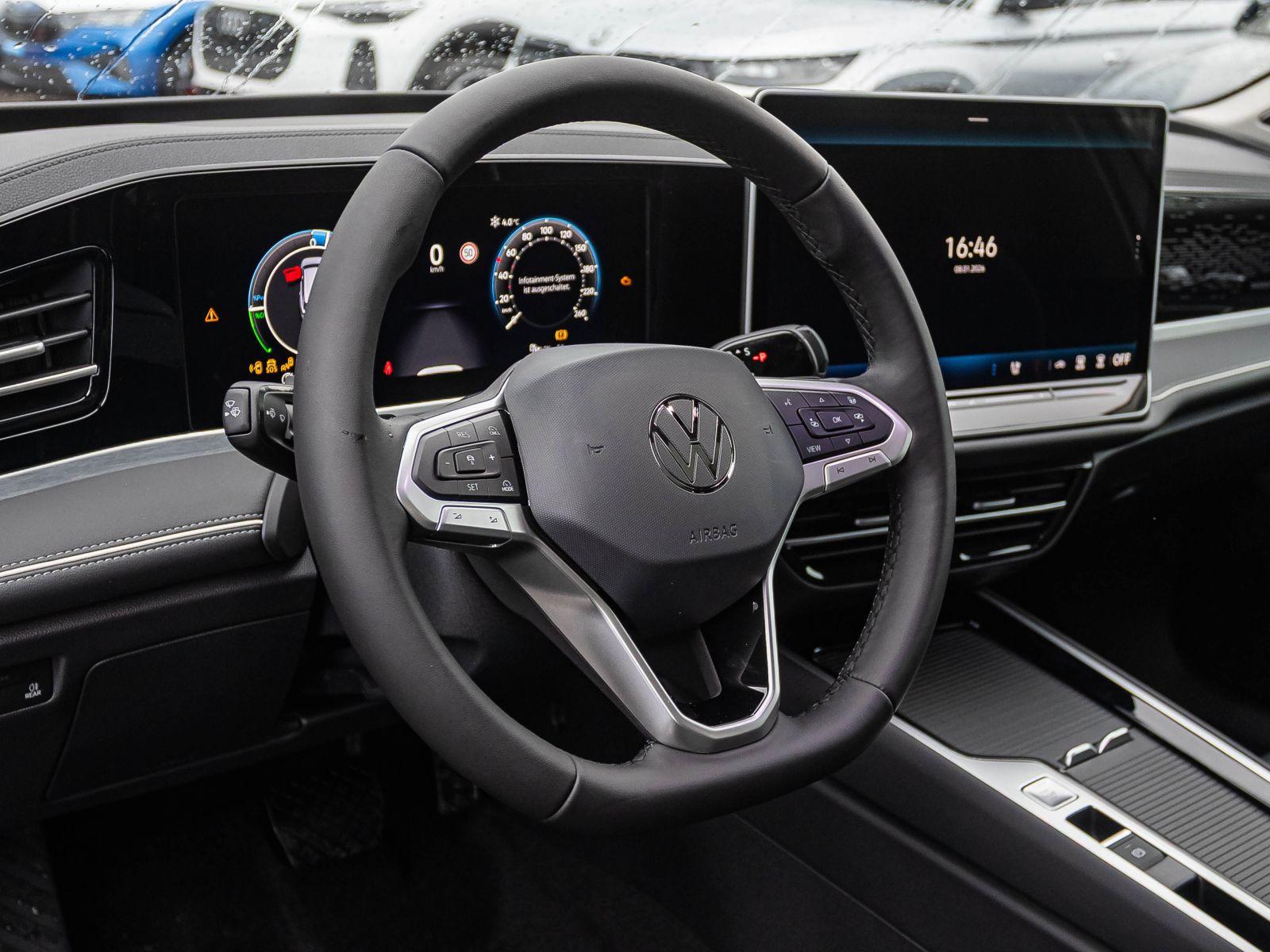 Volkswagen Passat Variant Elegance 1.5 eHybrid DSG Navi LED