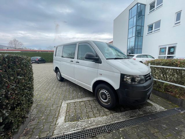 Volkswagen T5 Transporter weiß BJ 2013 HU bis 02/2026