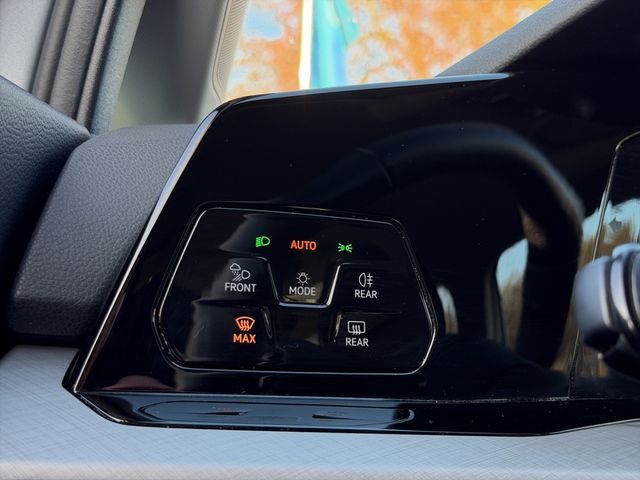 Golf VIII Variant 2.0 TDI Life DSG