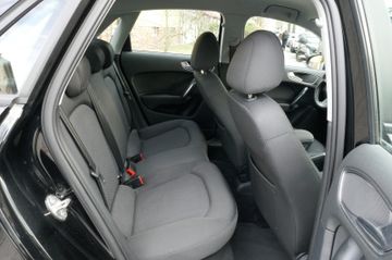 Fahrzeugabbildung Audi A1 Sportback attraction Bi-Xenon, Zahnriemen neu