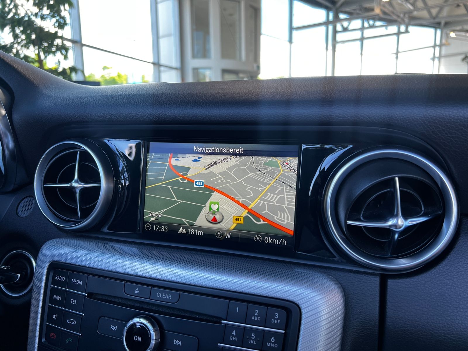 Fahrzeugabbildung Mercedes-Benz SLC 300 Final Edition H/K AMG LED NAVI ALU