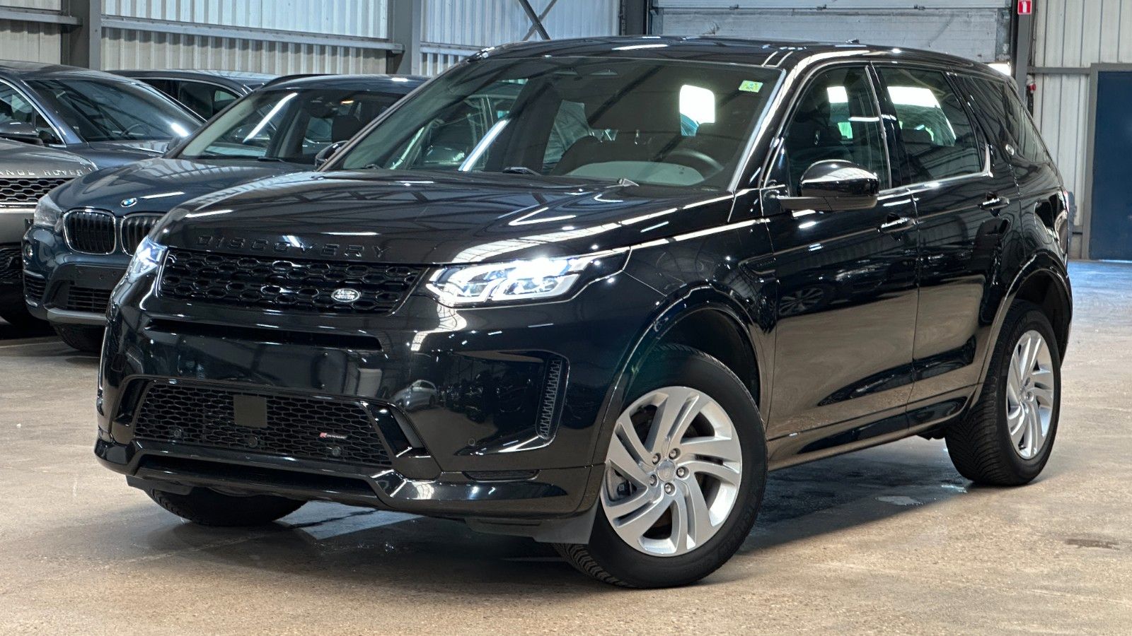 Land Rover Discovery Sport Hybrid R-Dynamic S AWD