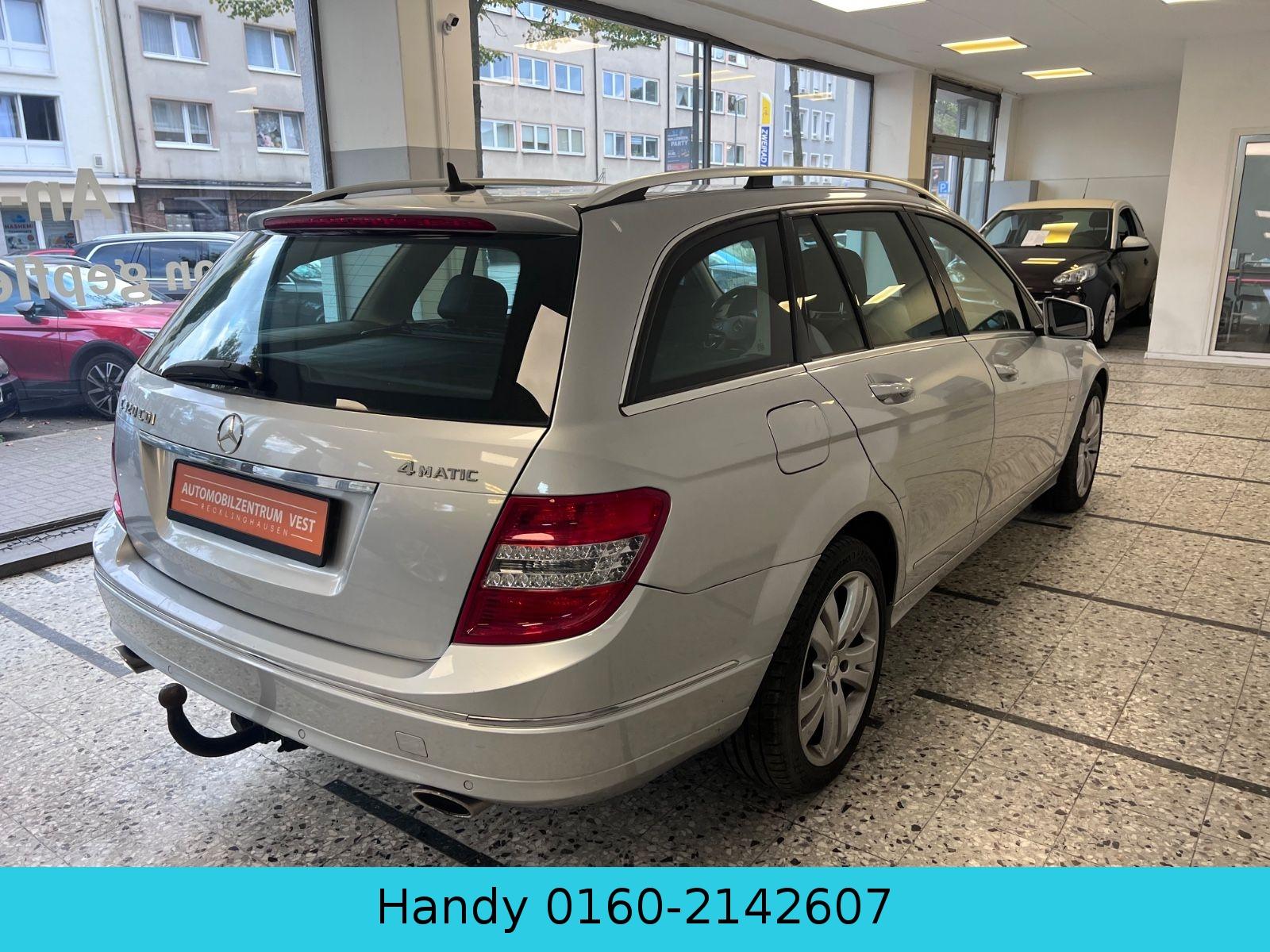 Mercedes-Benz C320 2009 — photo 7