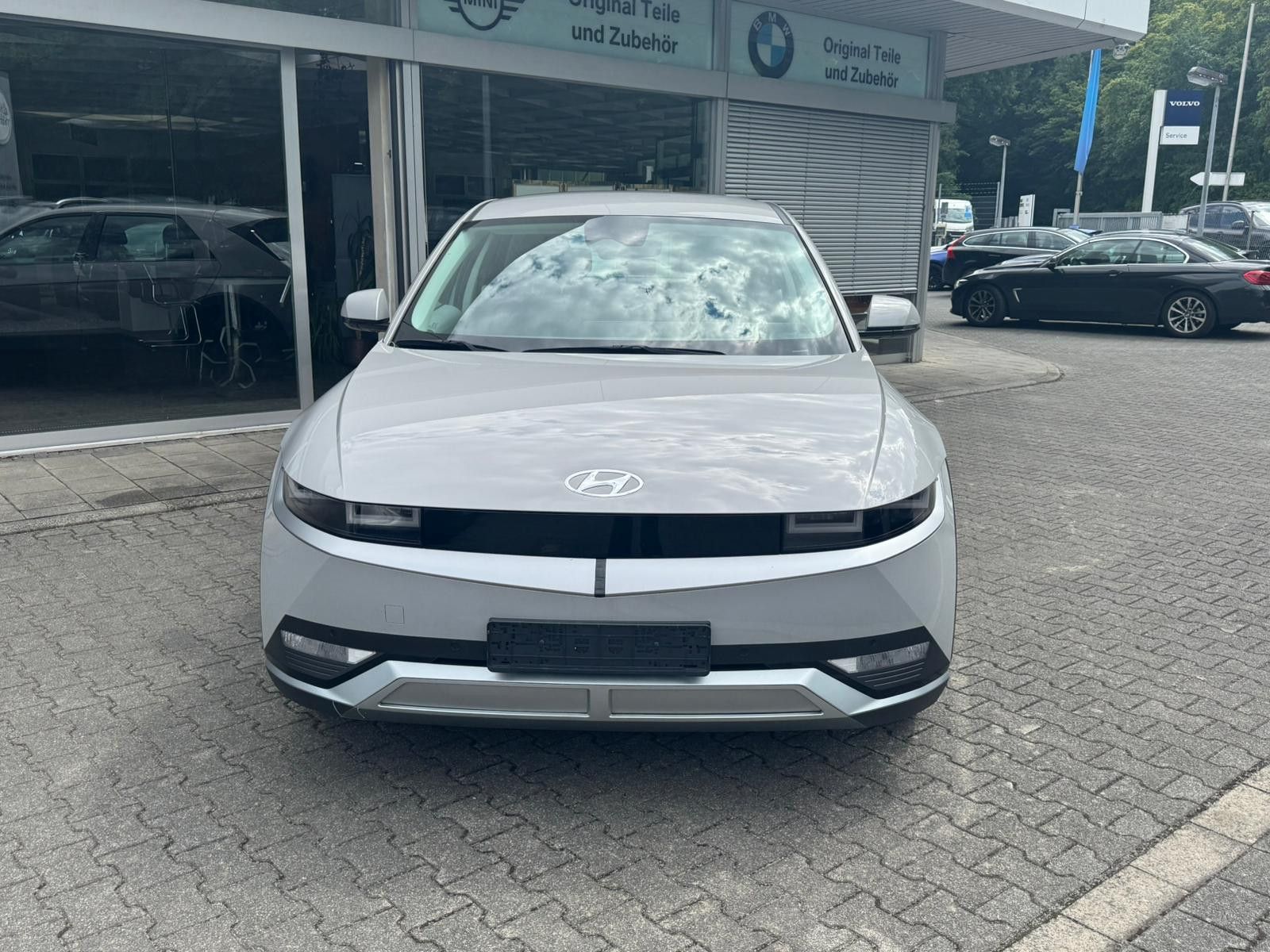 Fahrzeugabbildung Hyundai Ioniq 5 Dynamiq WERKSGA+ NAVI+LED+SHZ+KAM+ACC+WP