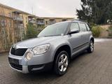 Skoda Yeti Ambition 4x4  Autom - Ahk - - gebrauchte Skoda Yeti aus dem Jahr 2012