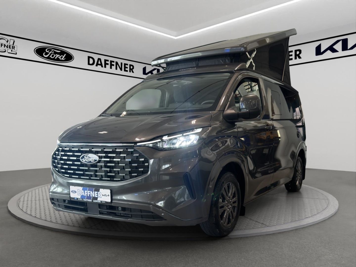Fahrzeugabbildung Ford Nugget Camper Titanium Aufstelldach FWD
