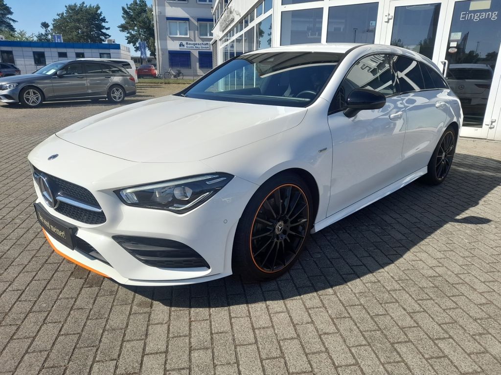 Mercedes-Benz CLA 220 Shooting Brake