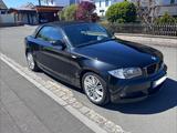 BMW 118i Cabrio, 1. Besitz, M Sportpaket, gepflegt - BMW mit Benzin-Antrieb: Schwarz, Cabrio, Sportpaket