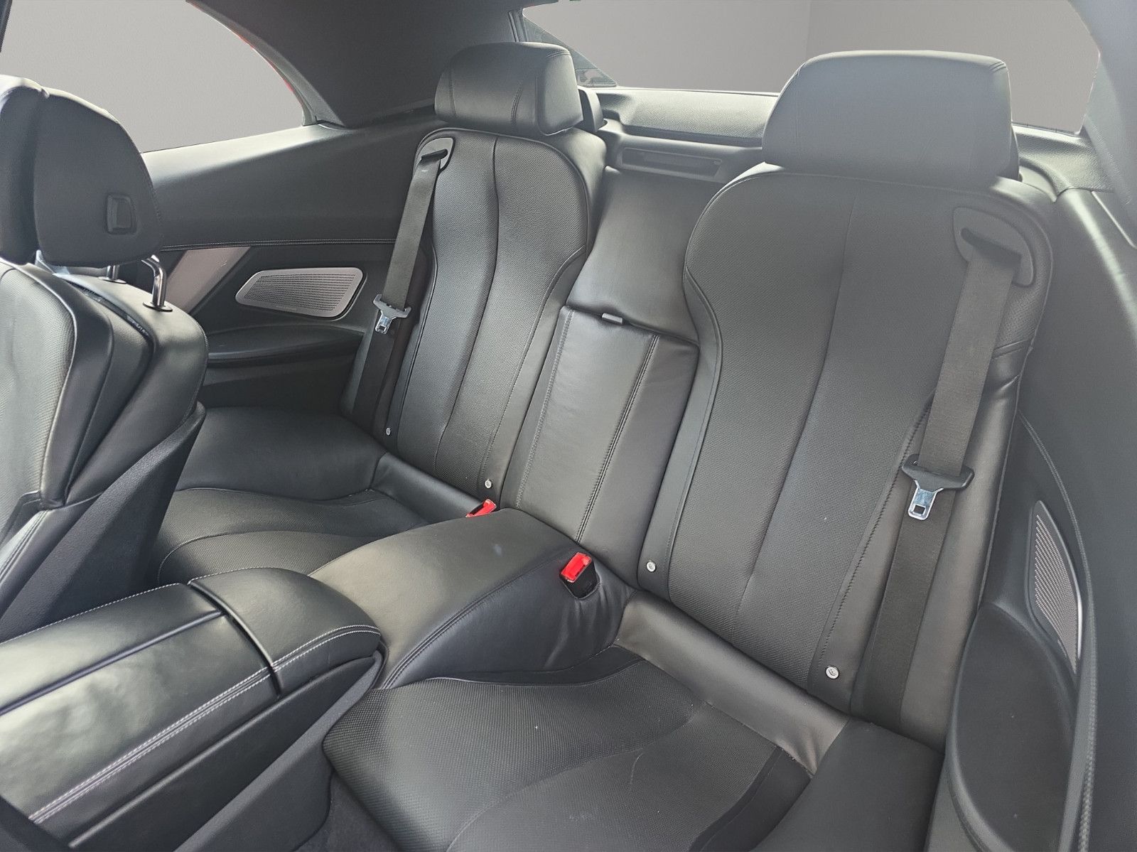 Fahrzeugabbildung BMW 650i Cabrio M-PAKETT,B&O,360,SOFT CLOSE,MASSAGE