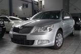 Skoda Octavia 1.4 Combi Ambiente*Klima*SH*PDC* - Skoda Octavia aus 2010: Combi