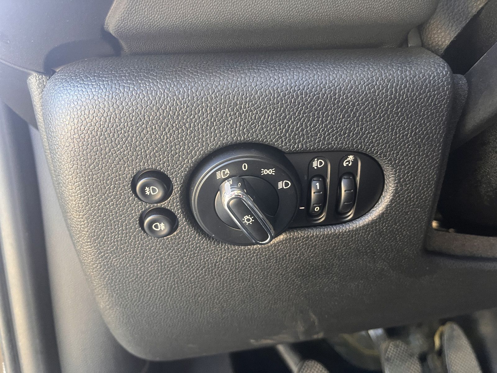 Fahrzeugabbildung MINI One Cabrio