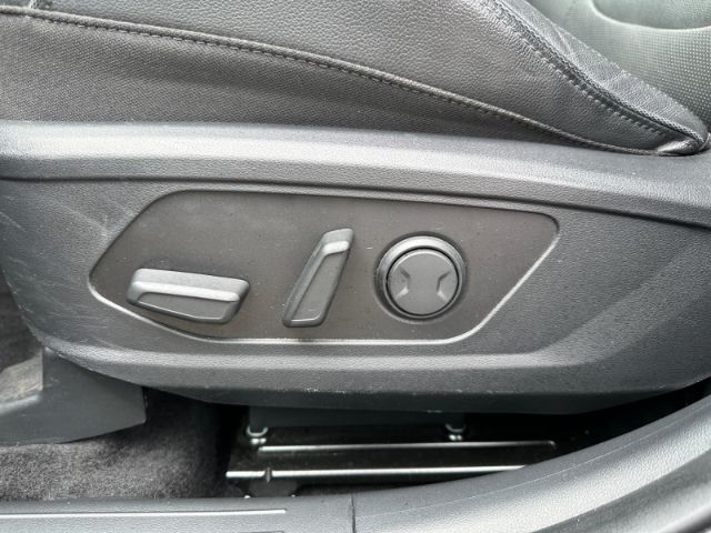 Fahrzeugabbildung Hyundai Tucson Prime Plug-In Hybrid 4WD +ESC+Leder+Digit