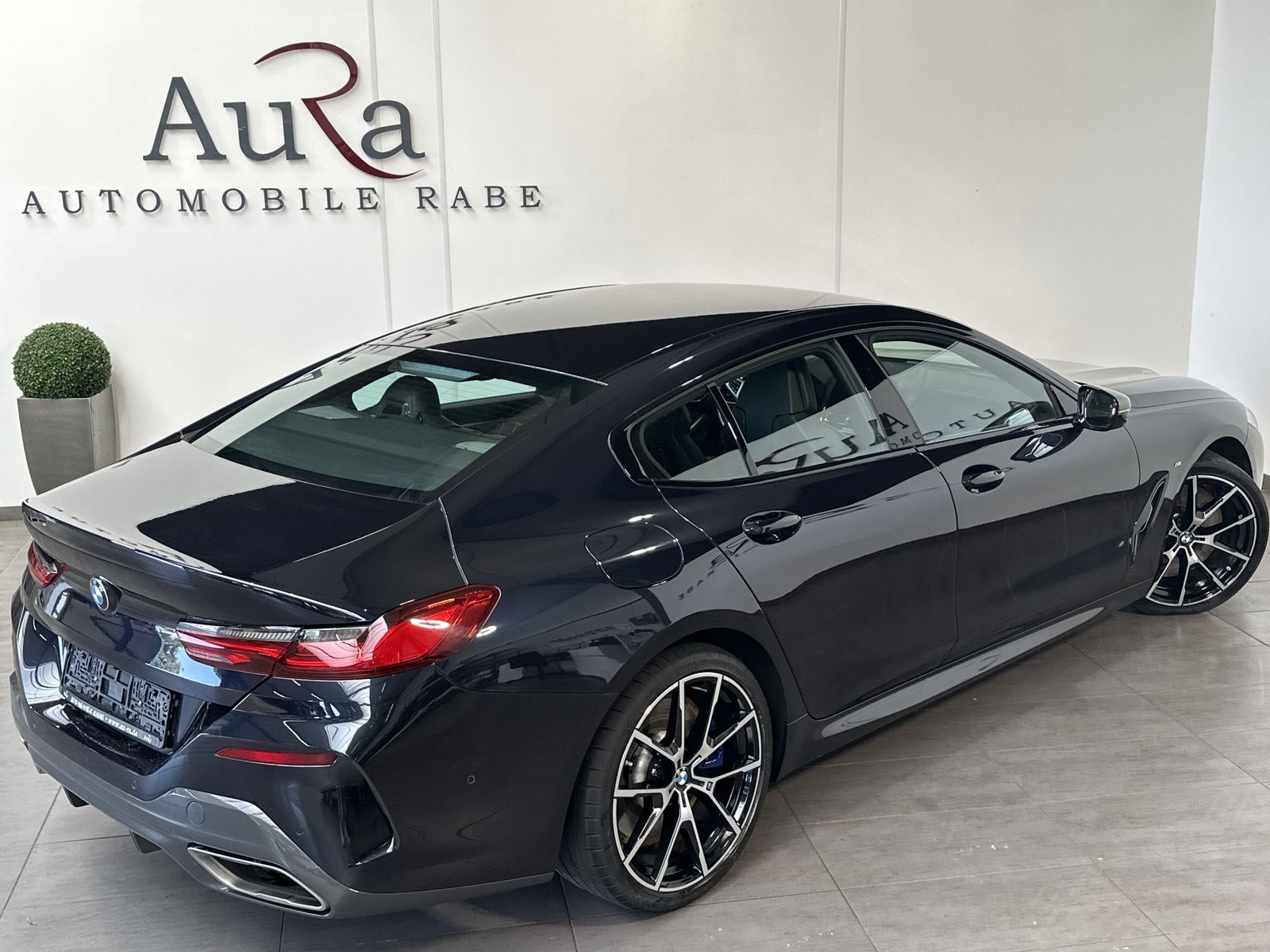 Fahrzeugabbildung BMW M850i xDrive Gran Coupé NAV+LASER+H&K+20ZO+360°