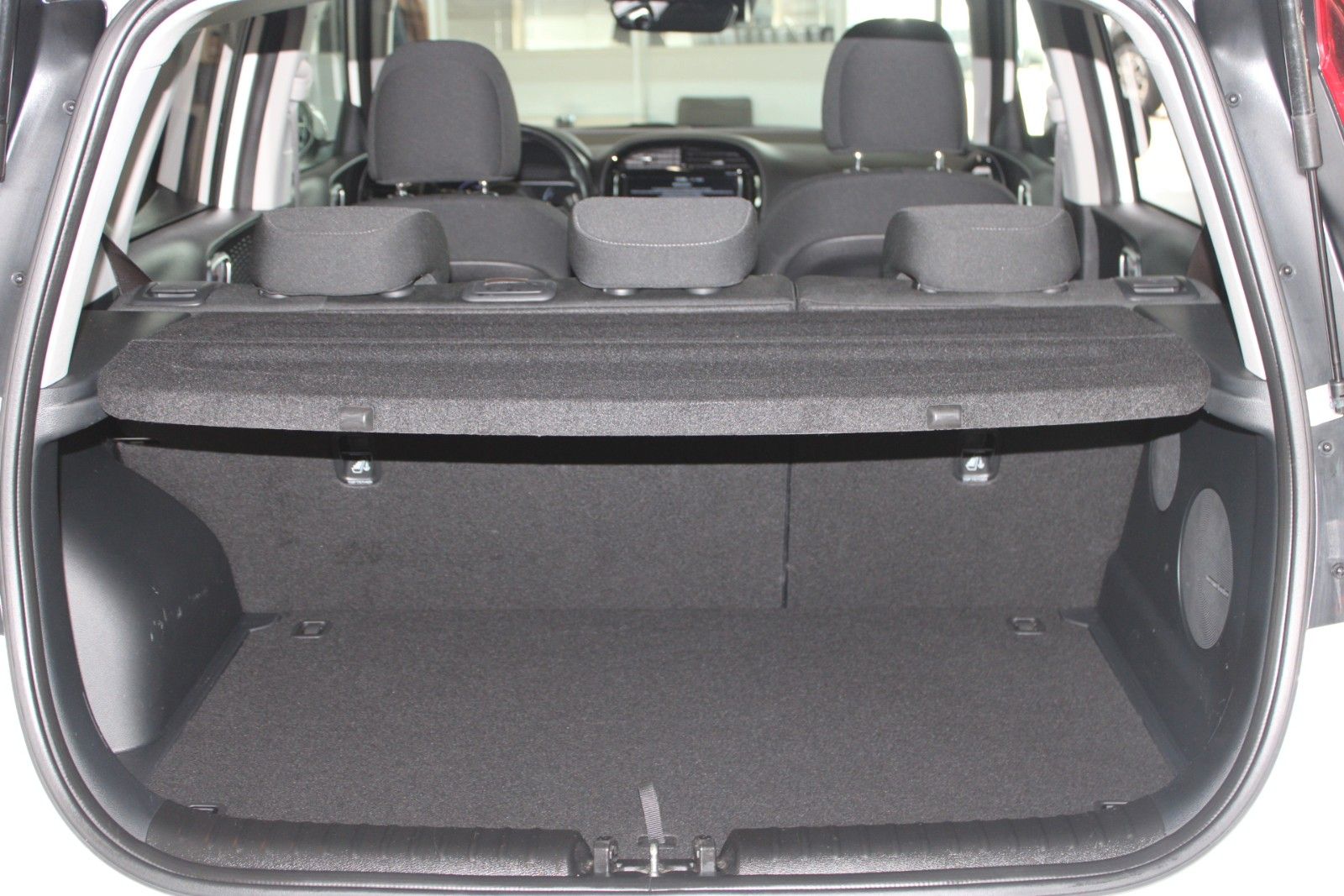 Fahrzeugabbildung Kia e-Soul 150kW Vision Wärmepumpe OnBoardLader uvm.