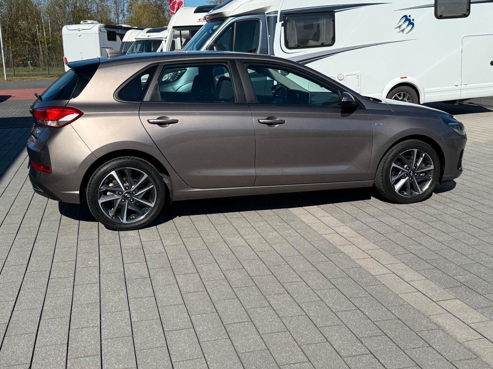 Fahrzeugabbildung Hyundai i30 Trend Mild-Hybrid,Navi,Sitzh.Kamera v+h