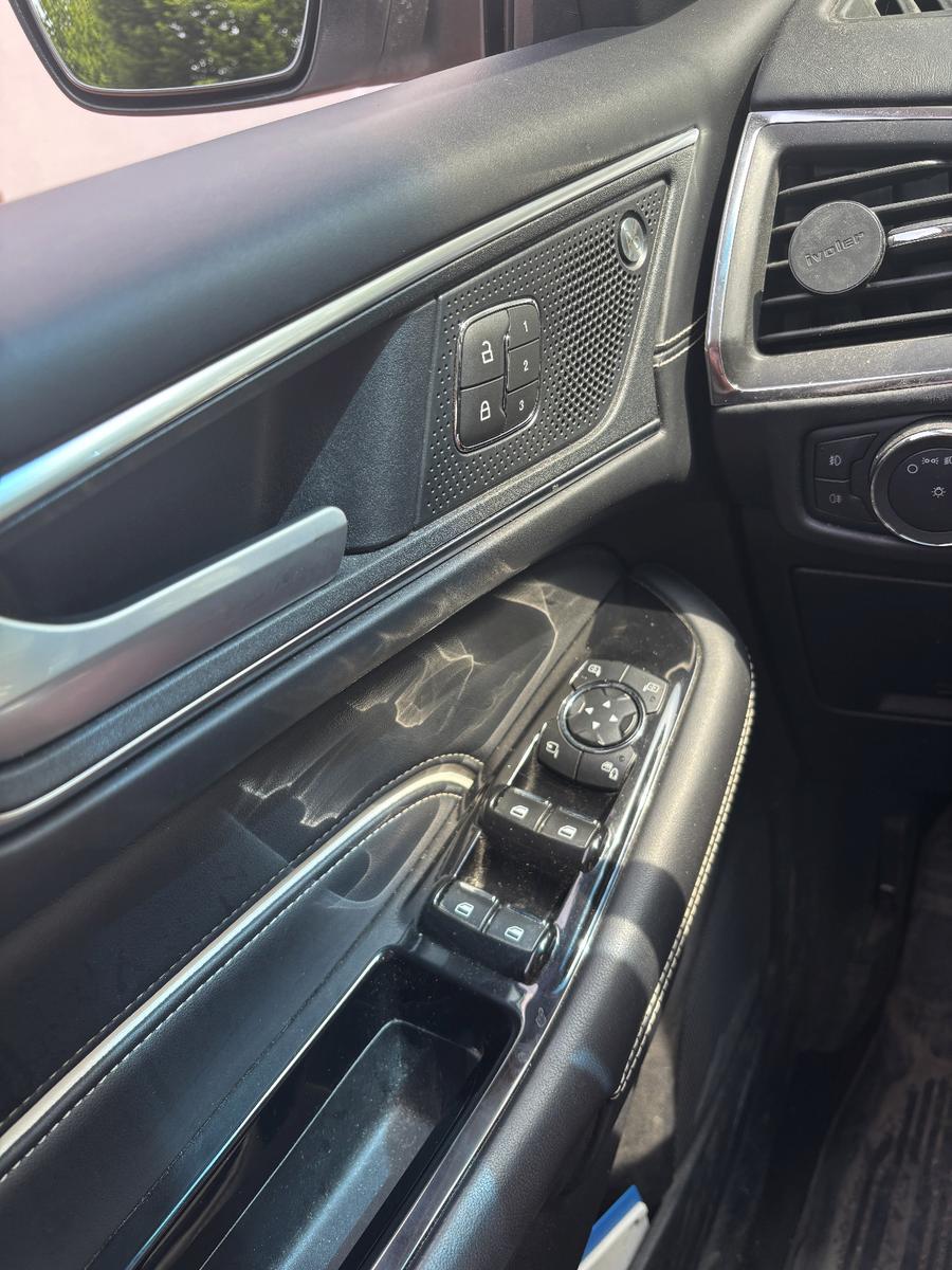Ford Edge 2,0 l EcoBlue Bi-Turbo 4x4 VIGNALE Auto...