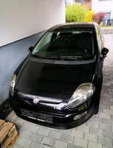 Fiat Punto 3 türig schwarz  Tüv 2027 - gebrauchte Fiat Punto aus dem Jahr 2010