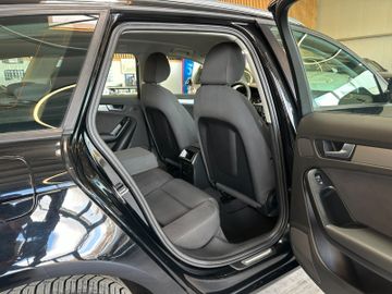 Audi A4 Avant Attraction *Xenon*Sitzh.*1.Hand*