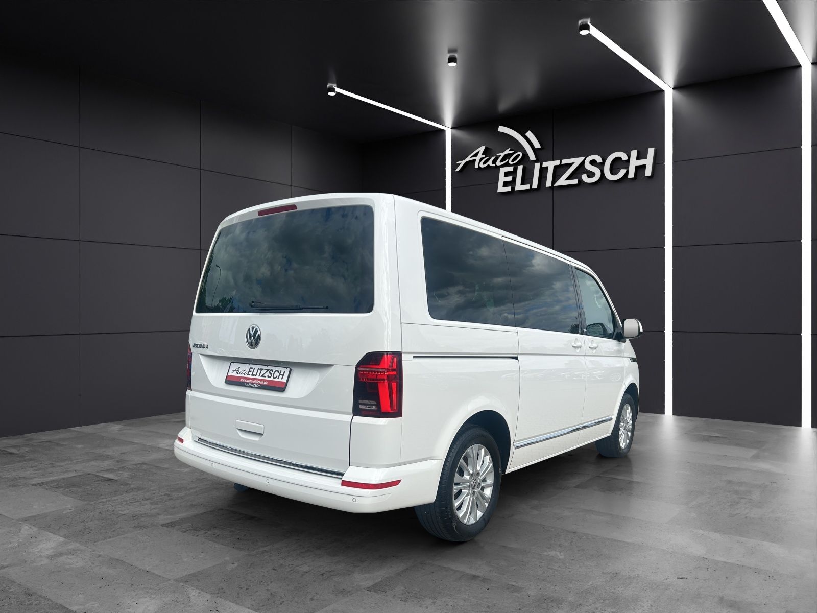 Fahrzeugabbildung Volkswagen T6 Multivan T6.1 TDI Gen Six NAVI AHK LED STANDH