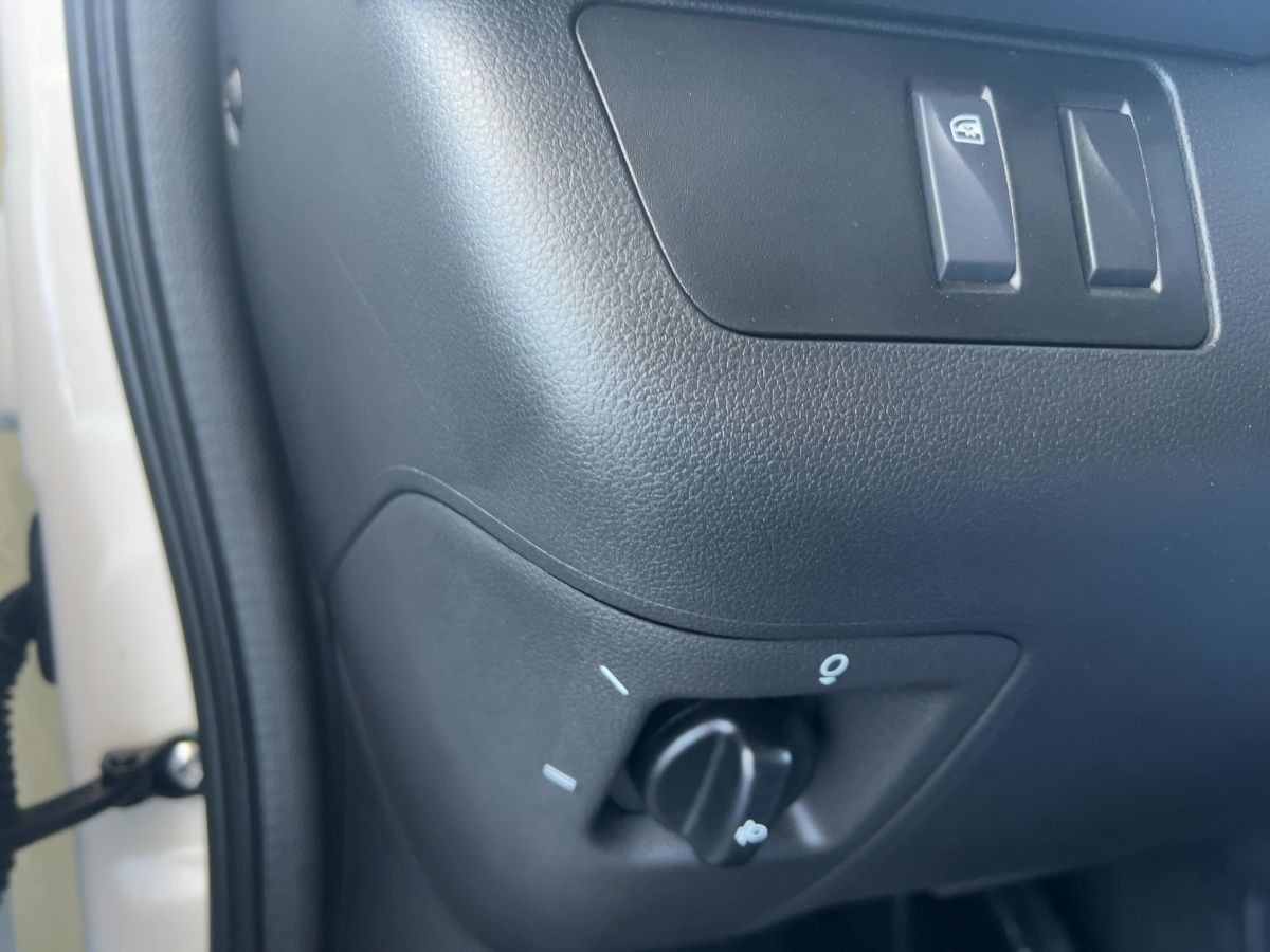 Dacia Spring - Bild 15