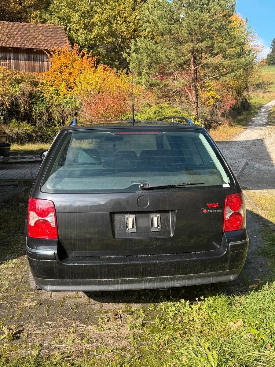 Volkswagen Passat 2005 — engine 179 HP (132kW)