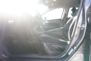 Mazda 3 - 10