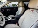 Bentley Flying Spur Mulliner V8 Mulliner REAR Entertain. - Bentley Flying Spur: Mulliner