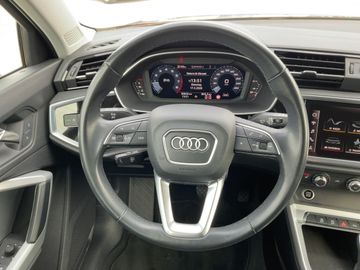 Audi Q3 - 10