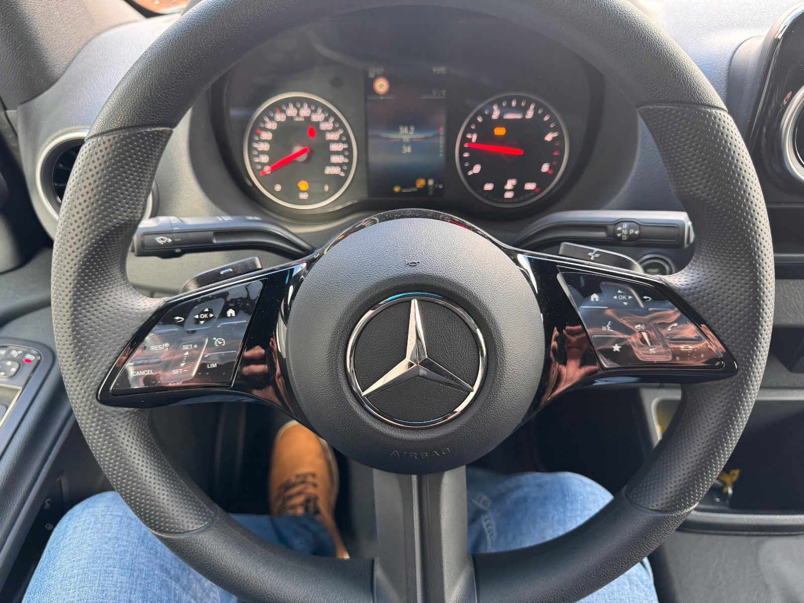 Fahrzeugabbildung Mercedes-Benz Sprinter 419 CDI 4x4 3665 Klimaautom Kamera