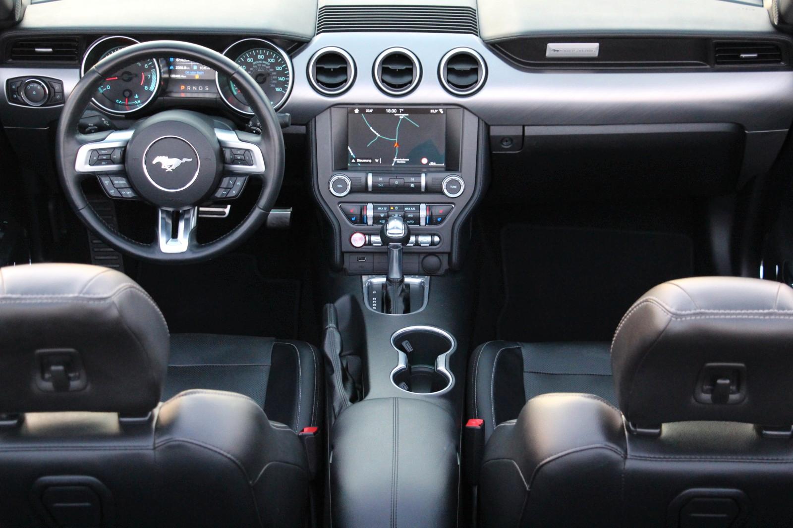 Ford Mustang 2.3 EcoBoost Cabrio / Premiumpaket