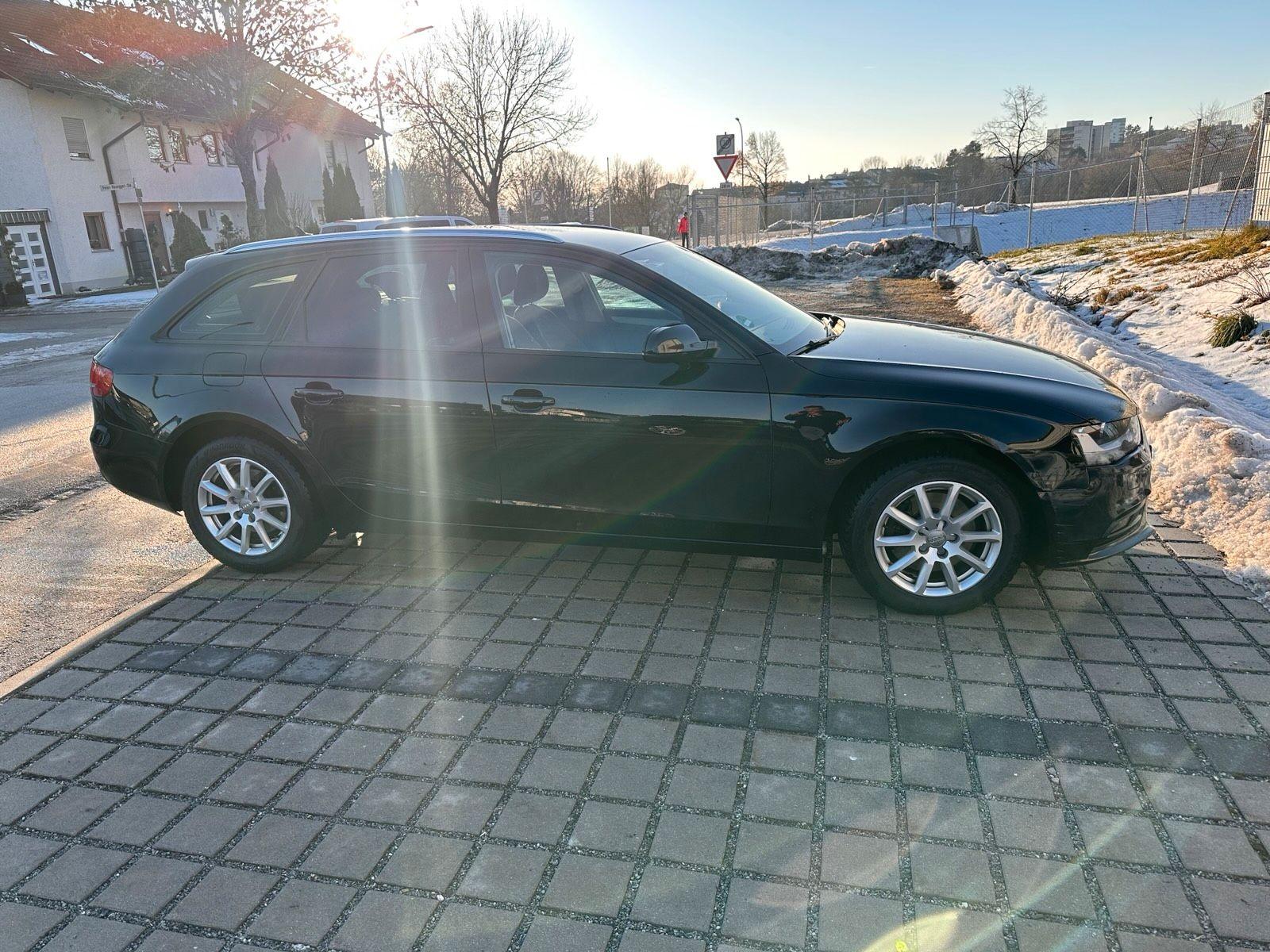 Audi A4 2014 — photo 7