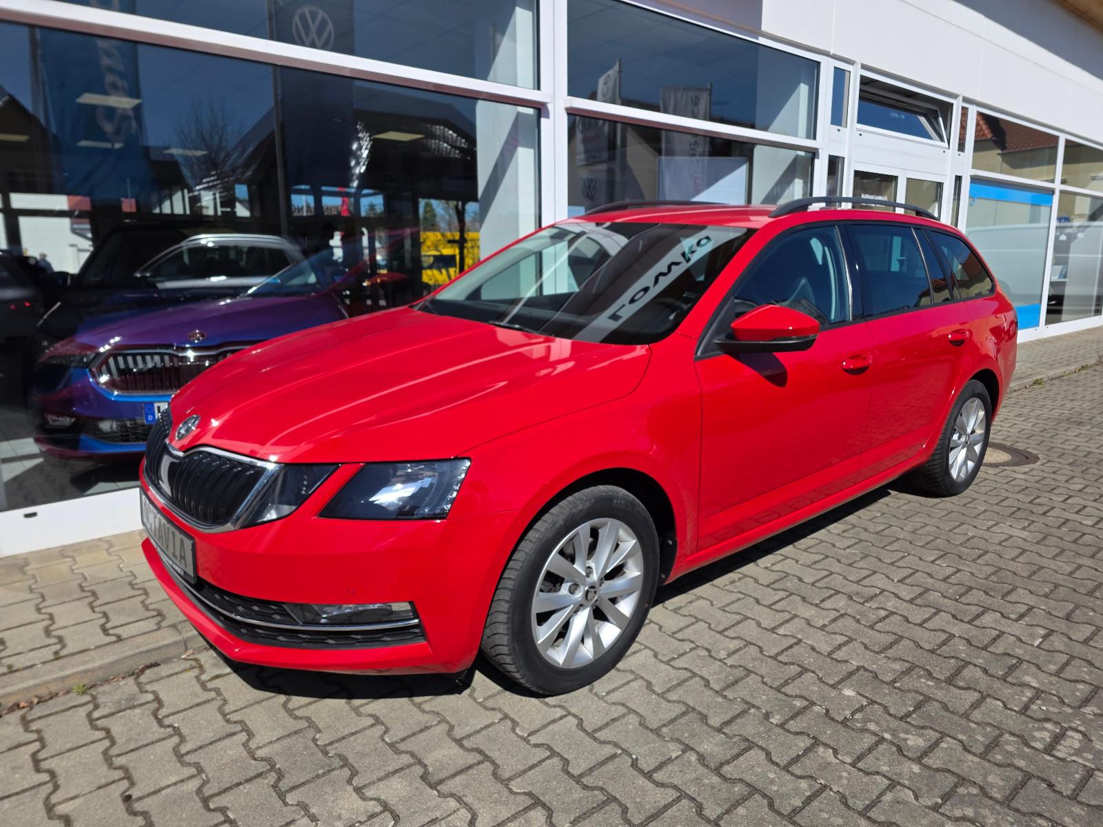 Skoda Octavia Combi Style AHK/Navi/Sportsitze