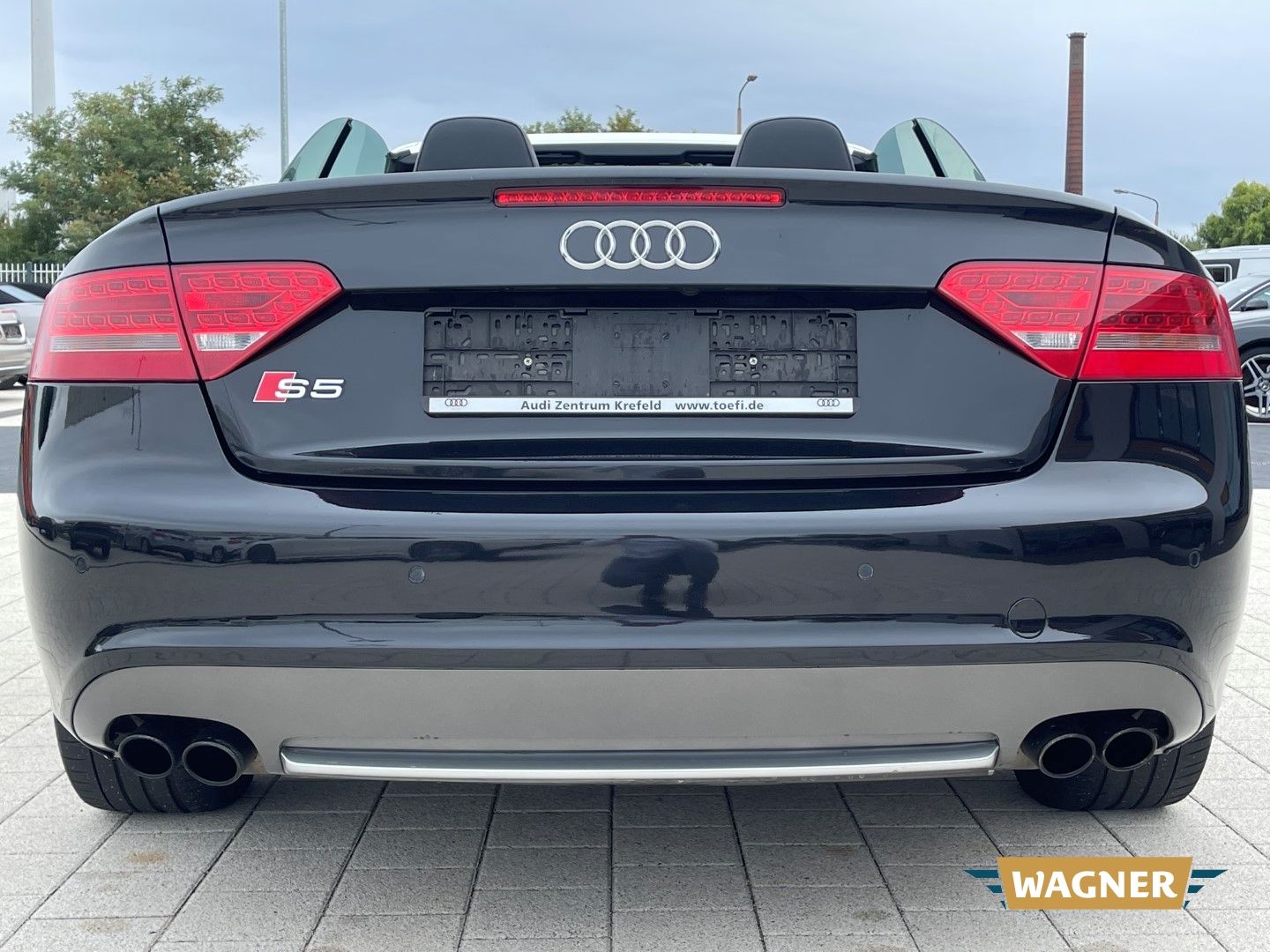 Fahrzeugabbildung Audi S5 Cabriolet 3.0 TFSI quattro Nackenheizung