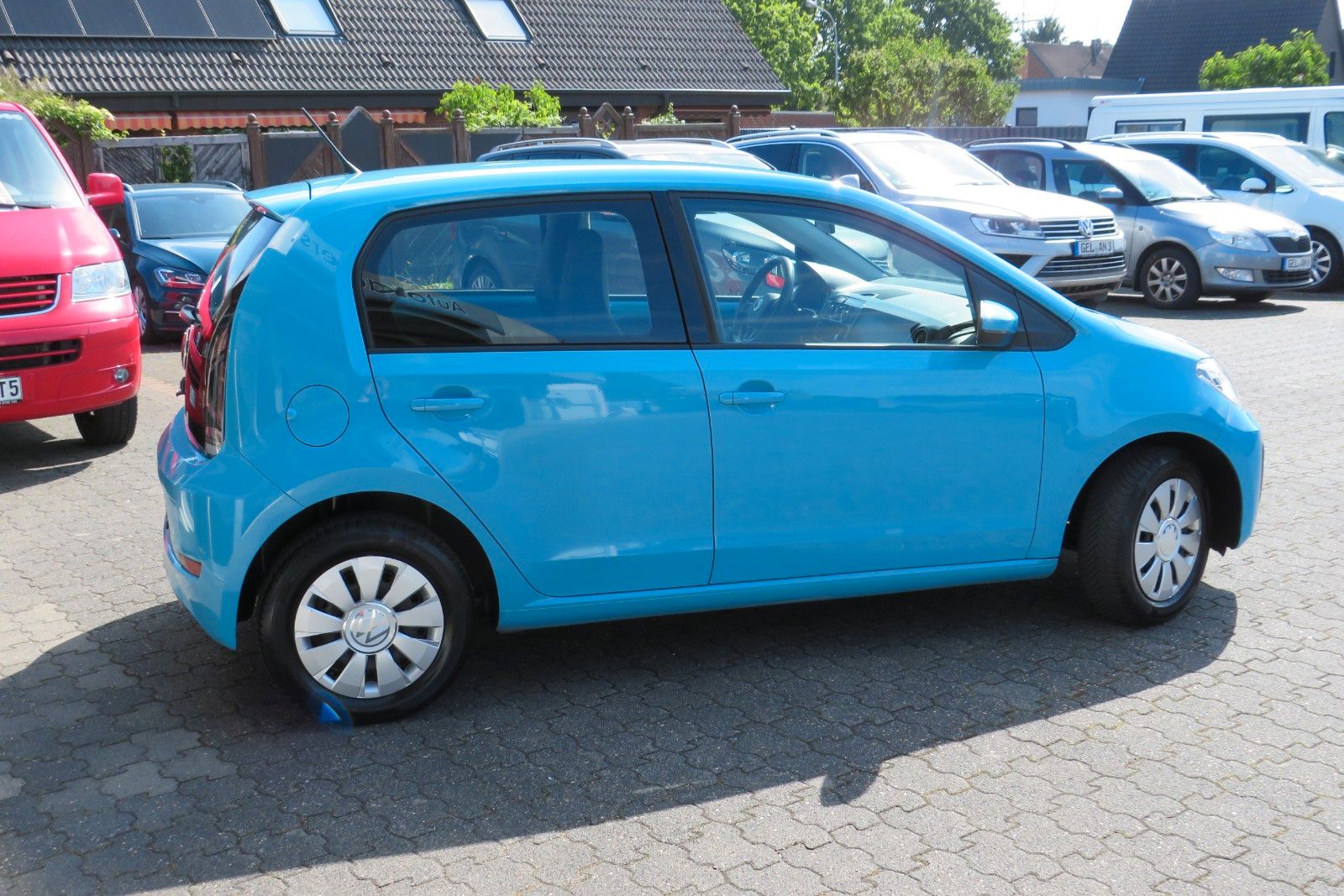 Fahrzeugabbildung Volkswagen up! 4T GJ KLIMA SPURHALTE DAB SCHECKHEFT