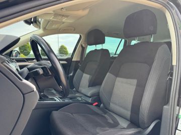 Volkswagen Passat Variant - 9
