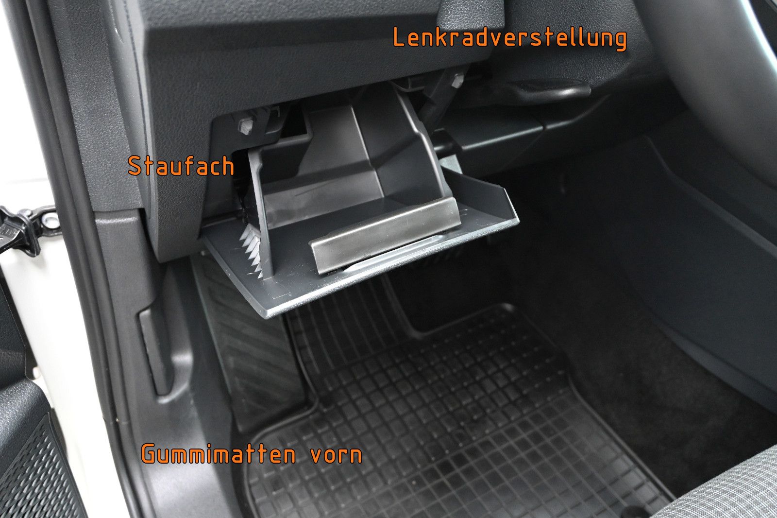 Fahrzeugabbildung Volkswagen Caddy Maxi 2.0 TDI DSG °ACC°AHK°LED°KAMERA°8FACH