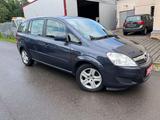 Opel Zafira Edition/EinparkhilfePDC/Anhängerkupplung/ - Opel Zafira in Bochum