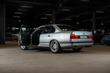 1995 BMW M5 — фото 5