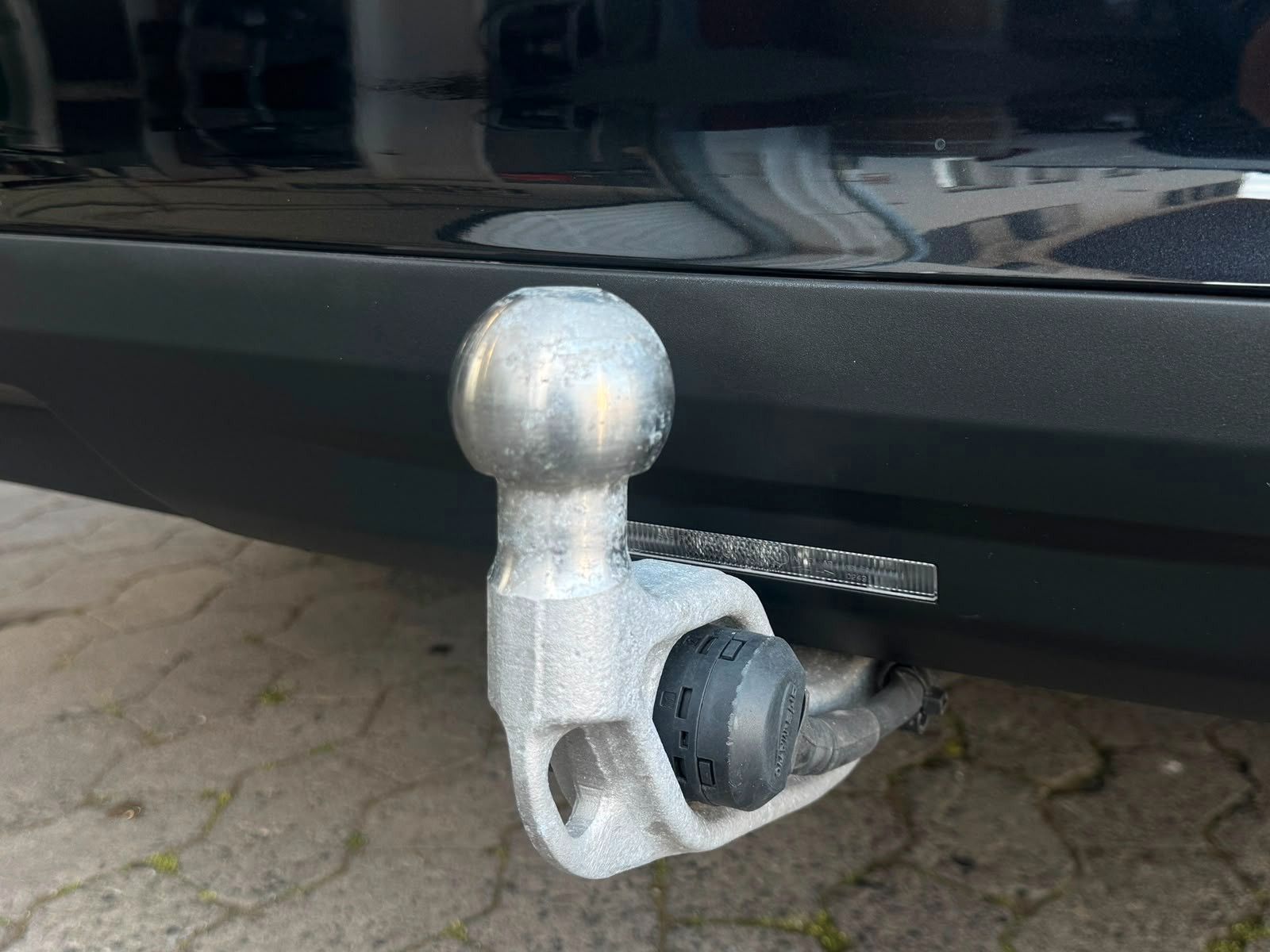 Fahrzeugabbildung BMW 520 d,Travel+Innov. Pak,Panorama,HUD, AHK el,+WR