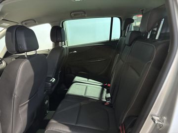 Fotografie des Opel Zafira 1.6 D Innovation AHK Navi RFK Leder