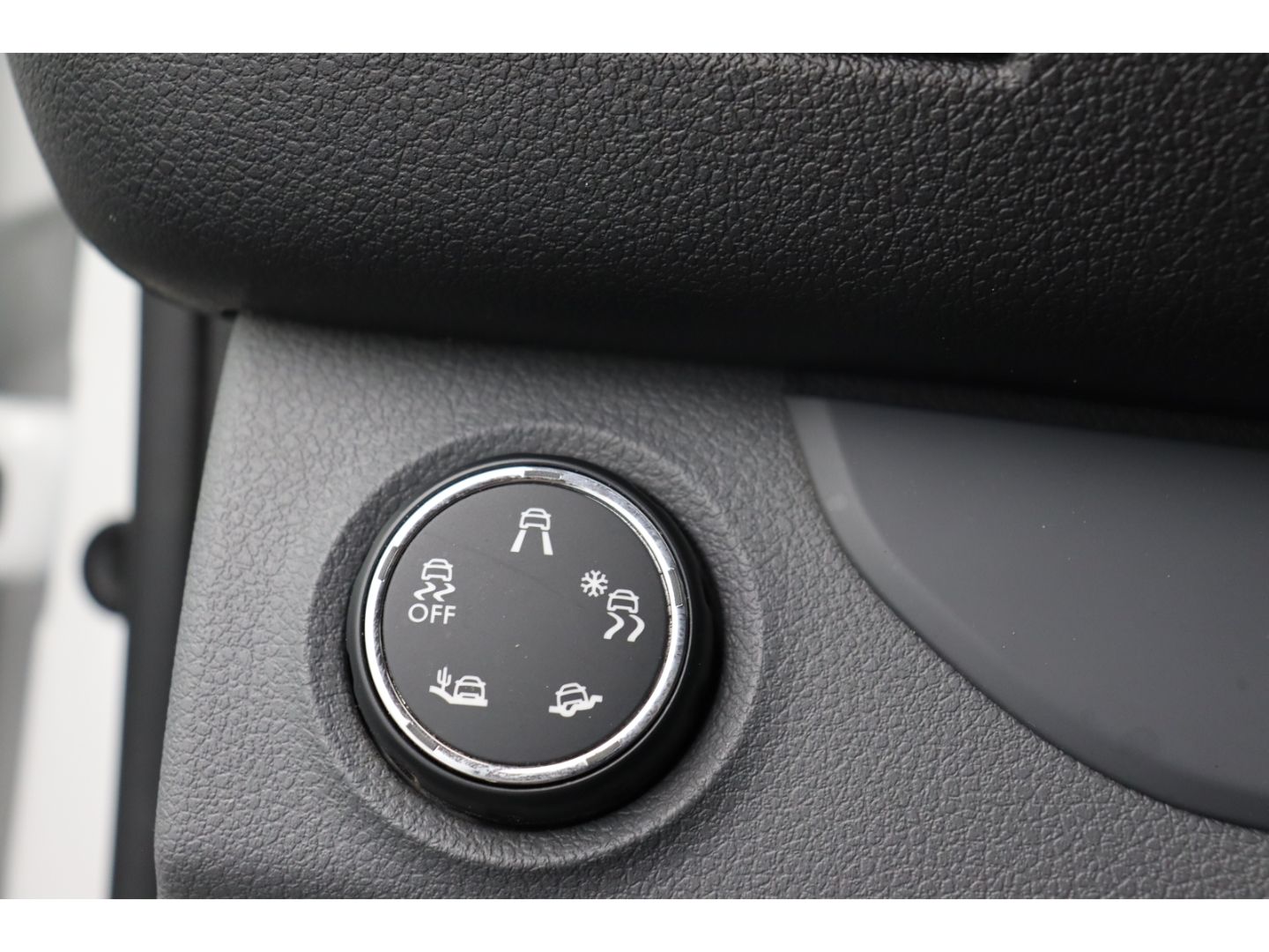 Fahrzeugabbildung Fiat Scudo L3 SX Automatik, AHK, Navi, Kamera,
