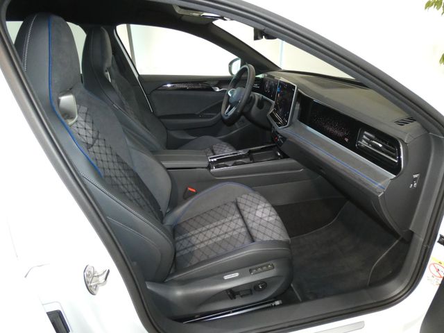 Passat Variant 2.0 TDI R-Line Black Style AHK